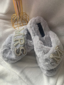 Personalised pearl patch furry fluffy sliders slippers