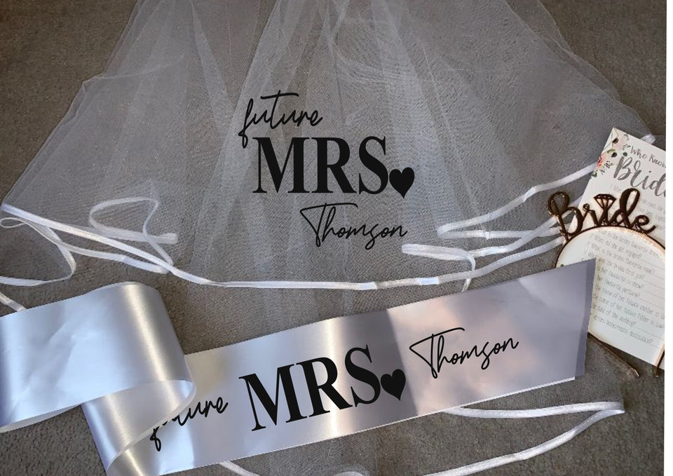 Personalised Future Mrs (Your Name) hen party veil & sash set